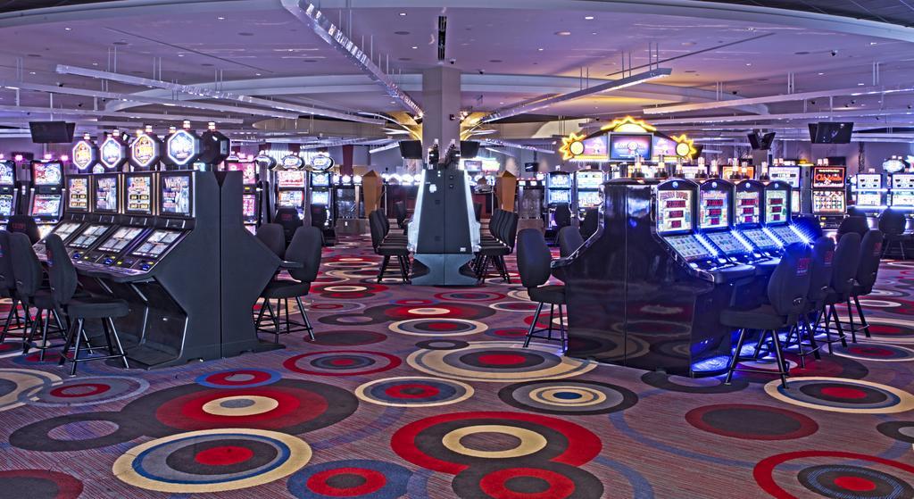 Hotel Casino New Nouveau Brunswick Moncton Exterior photo