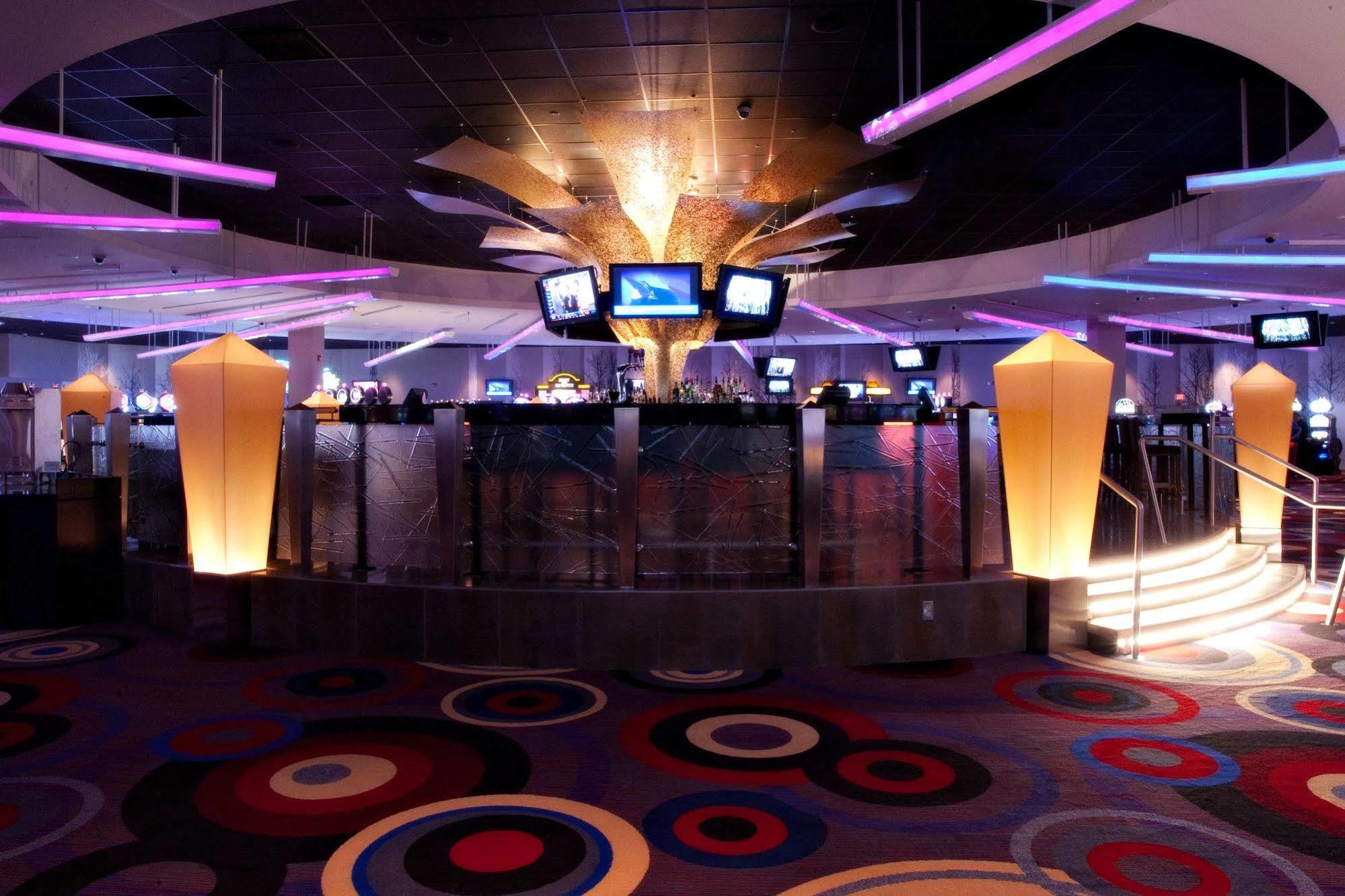 Hotel Casino New Nouveau Brunswick Moncton Exterior photo